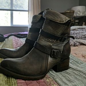 Freebirds Apex boots